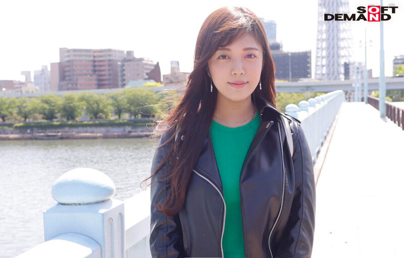 (MOGI-050)福冈出身写真女星！拍AV就是爽！久须美亚优被射得一脸都是 番号: